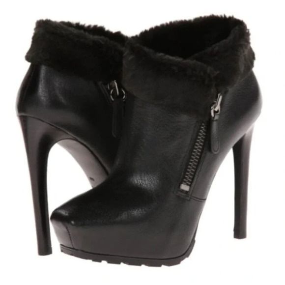 Guess IVORIE Black Leather Faux Fur Trim Booties Women’s Size 9 - Picture 2 of 16